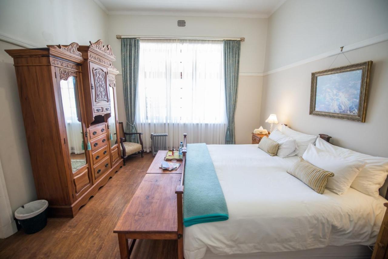 Excelsior Manor Guesthouse Ashton Ngoại thất bức ảnh