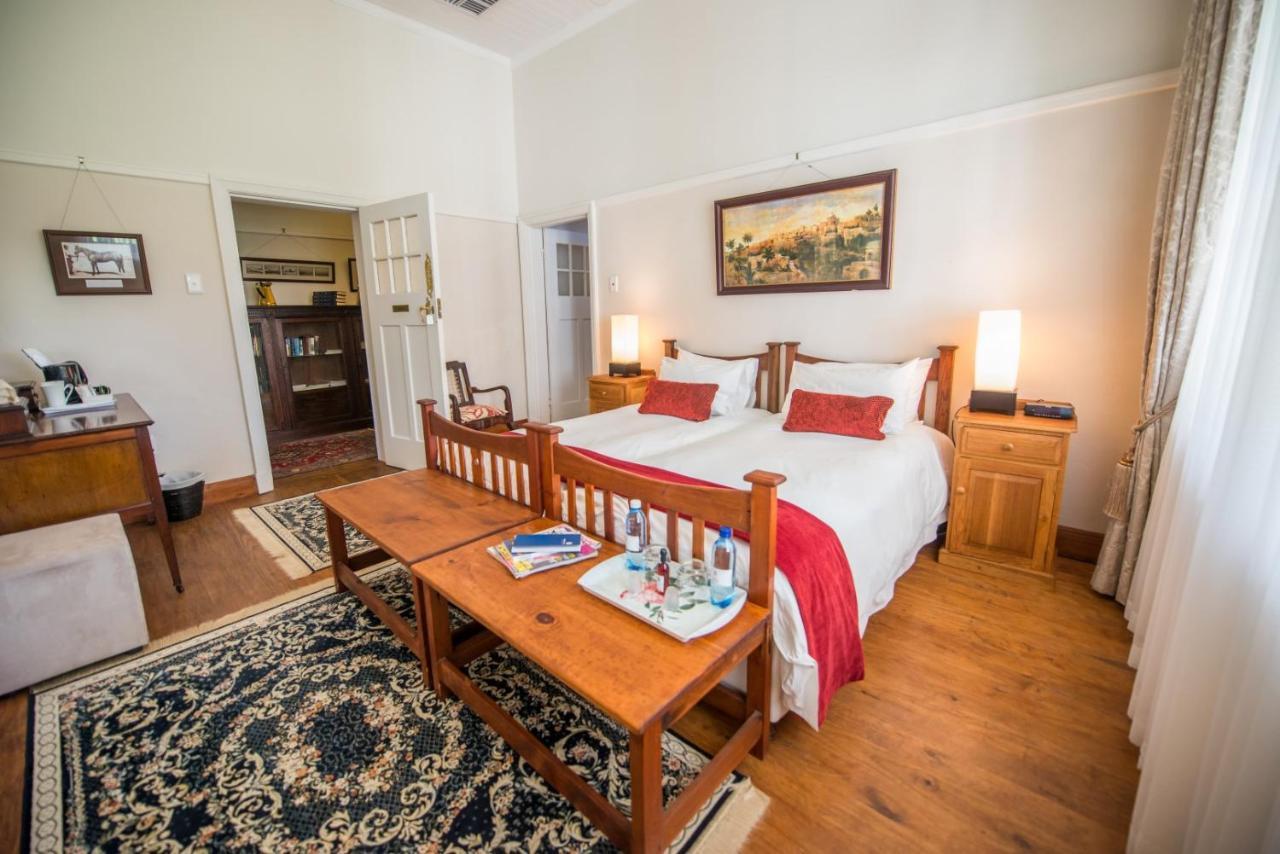 Excelsior Manor Guesthouse Ashton Ngoại thất bức ảnh
