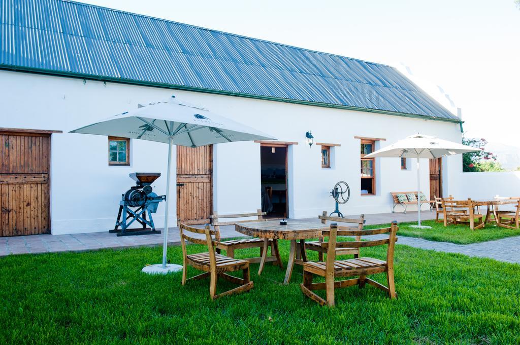 Excelsior Manor Guesthouse Ashton Ngoại thất bức ảnh